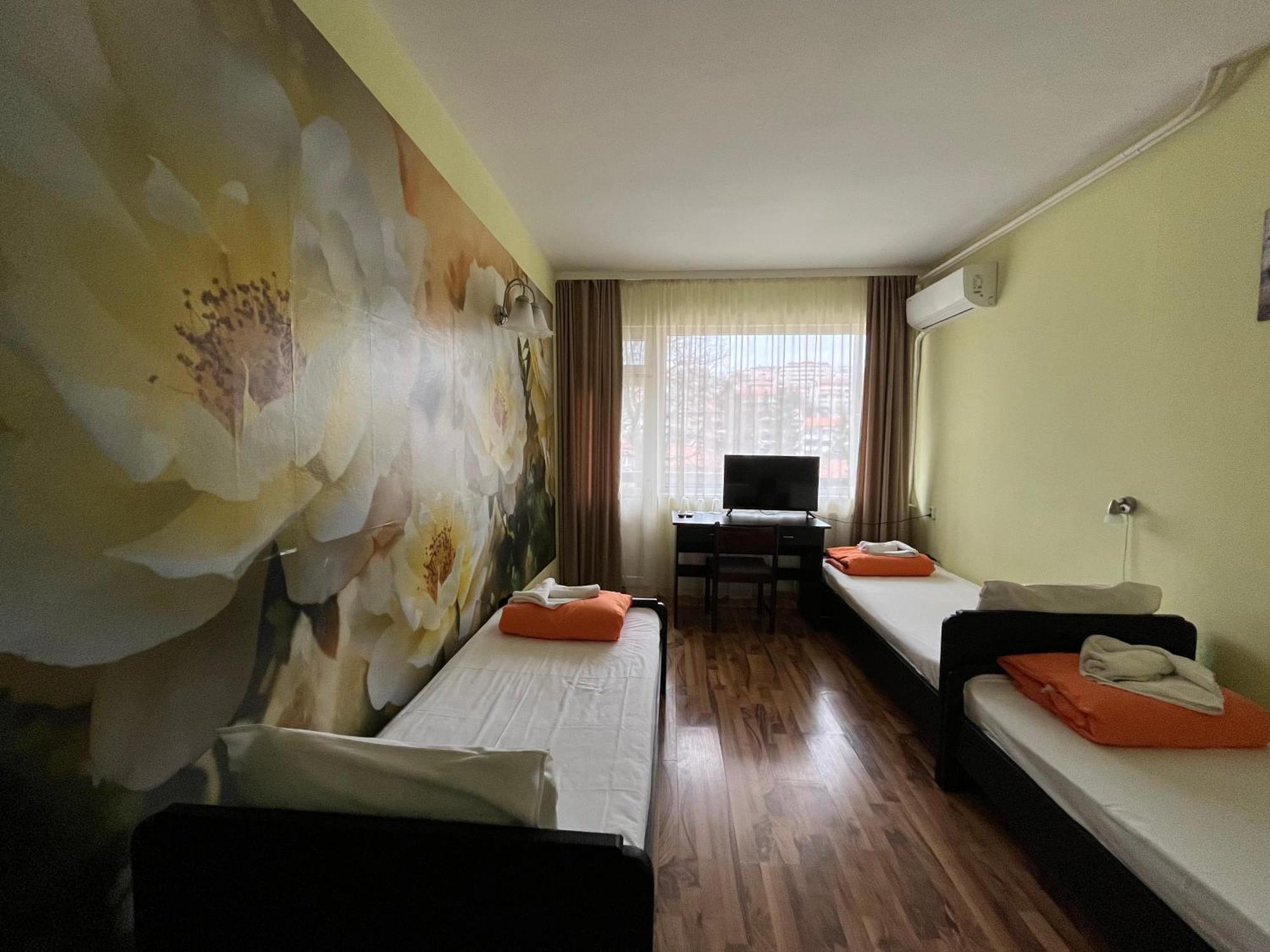 Park Hotel Ivailo เวลีคอเทอร์โนโว ห้อง รูปภาพ