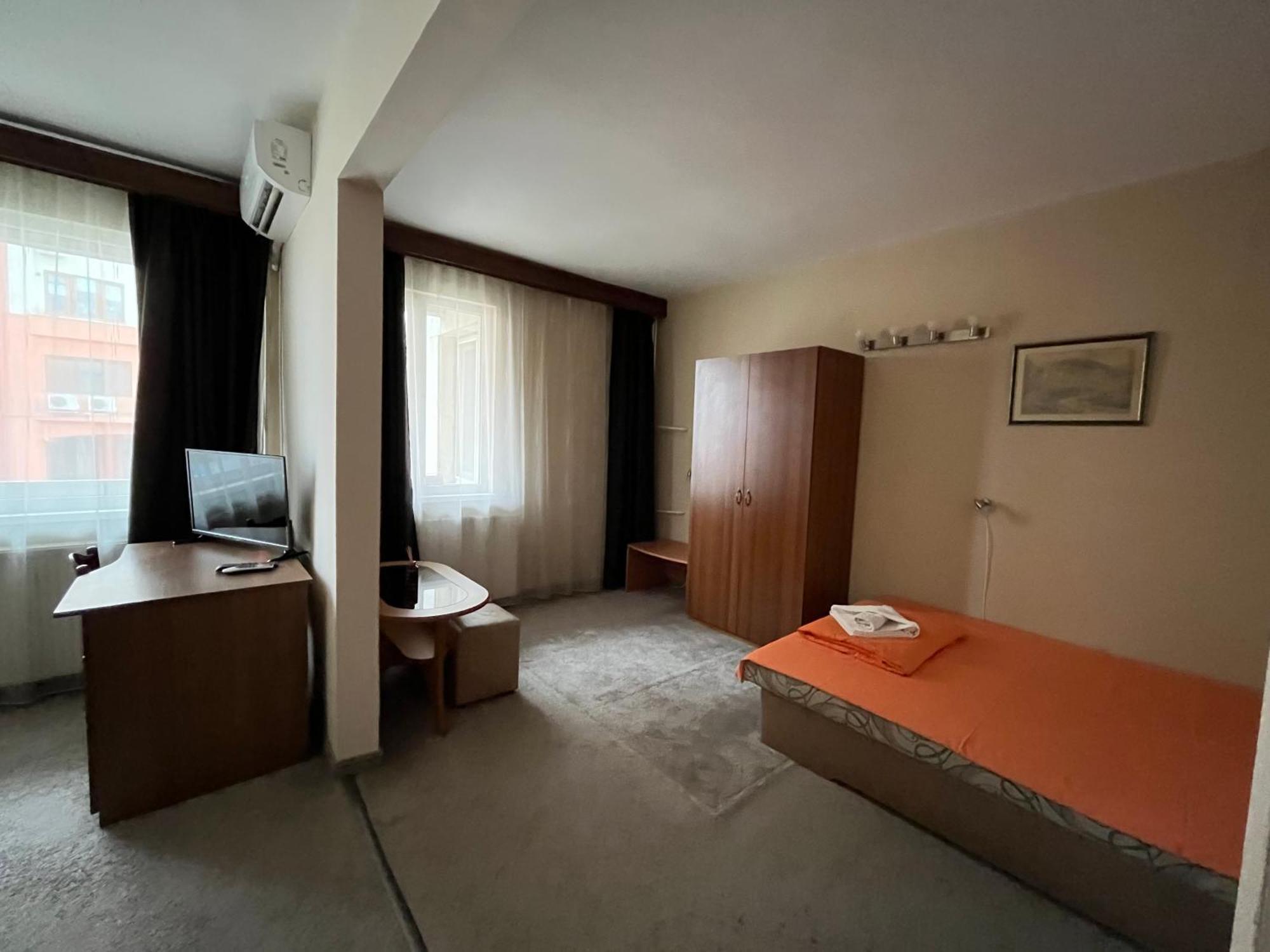 Park Hotel Ivailo เวลีคอเทอร์โนโว ห้อง รูปภาพ