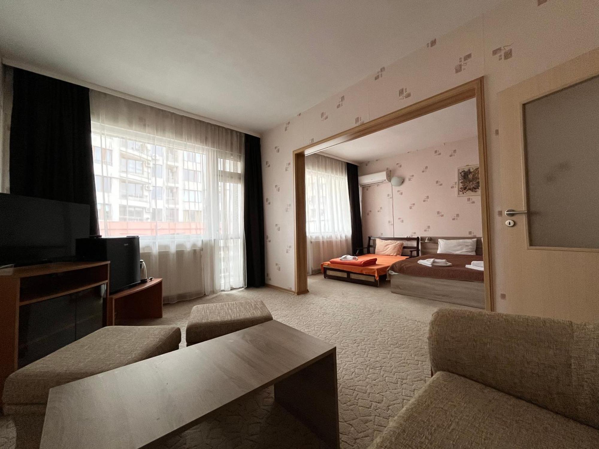 Park Hotel Ivailo เวลีคอเทอร์โนโว ห้อง รูปภาพ